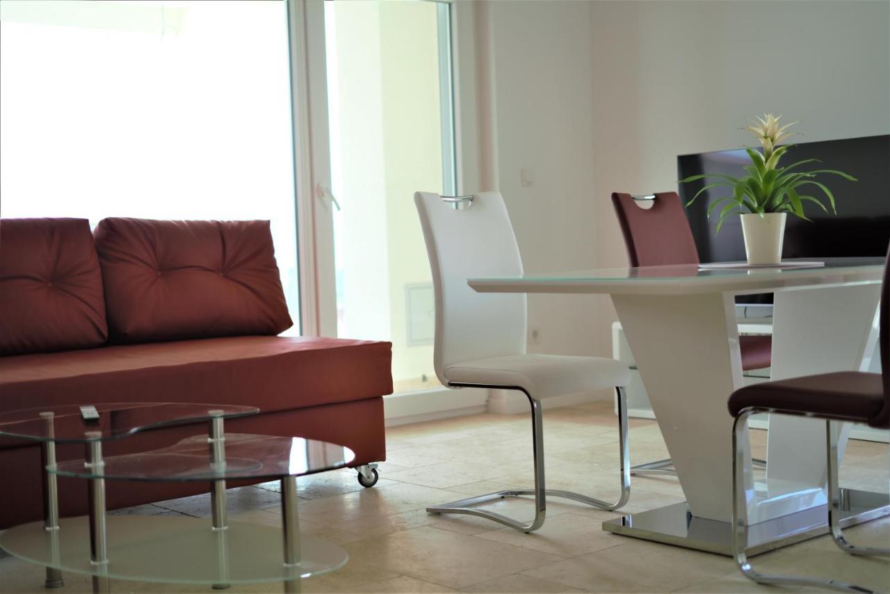 Villa M - Your Business & Holiday Apartment In Šibenik Buitenkant foto