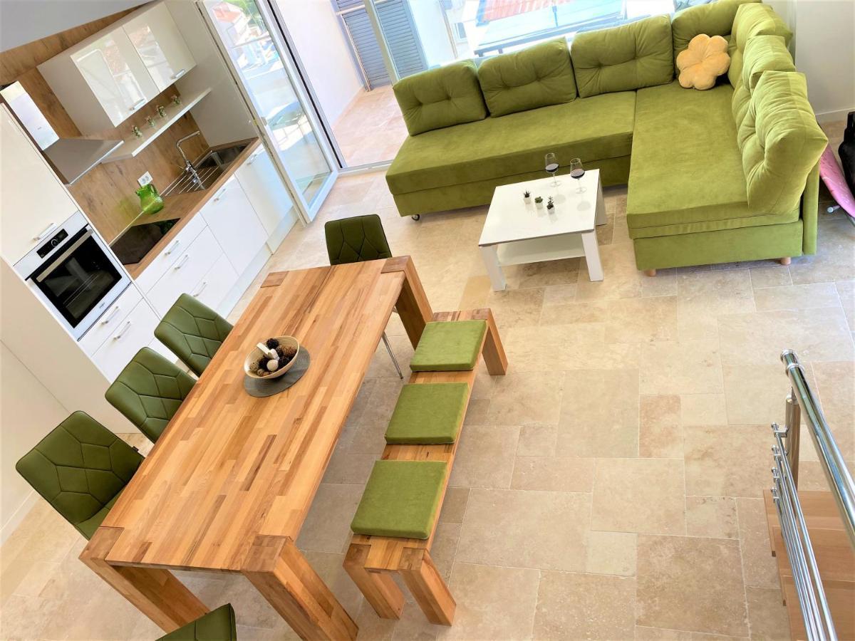 Villa M - Your Business & Holiday Apartment In Šibenik Buitenkant foto