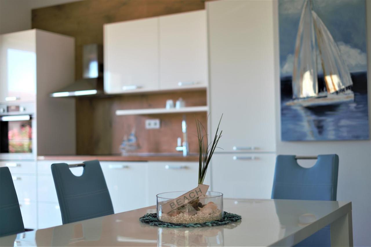 Villa M - Your Business & Holiday Apartment In Šibenik Buitenkant foto