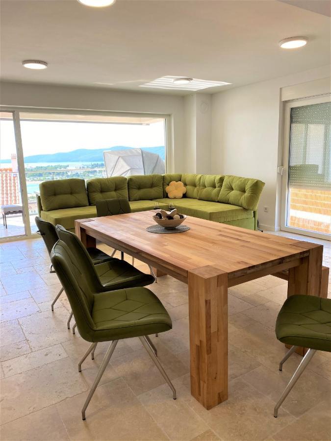 Villa M - Your Business & Holiday Apartment In Šibenik Buitenkant foto