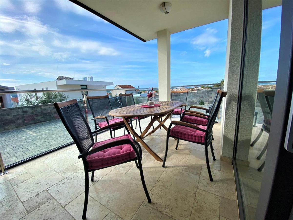Villa M - Your Business & Holiday Apartment In Šibenik Buitenkant foto