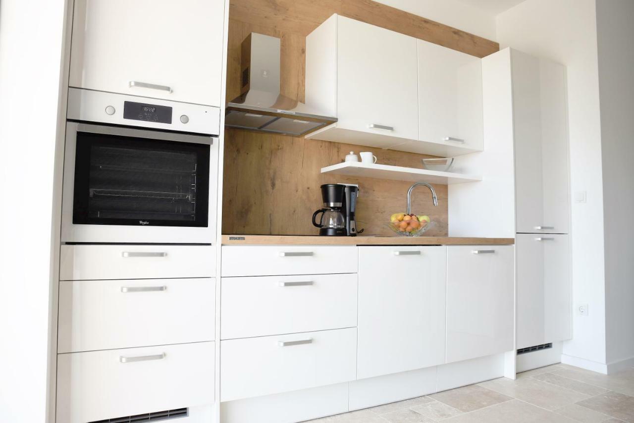 Villa M - Your Business & Holiday Apartment In Šibenik Buitenkant foto