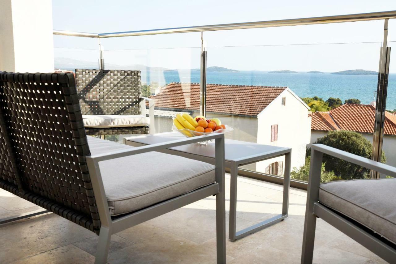Villa M - Your Business & Holiday Apartment In Šibenik Buitenkant foto